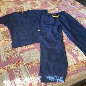 Wonderwink scrubs. Used, but great condition!!!
